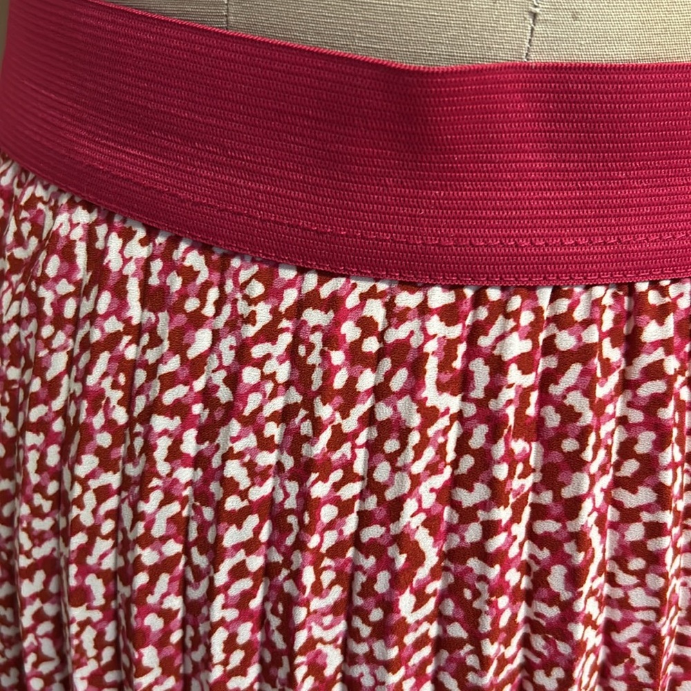 Vince‎ Camuto Pink/Ivory Pleated Floral Midi Skirt Lightweight Feminine Girly XL - Picture 10 of 15